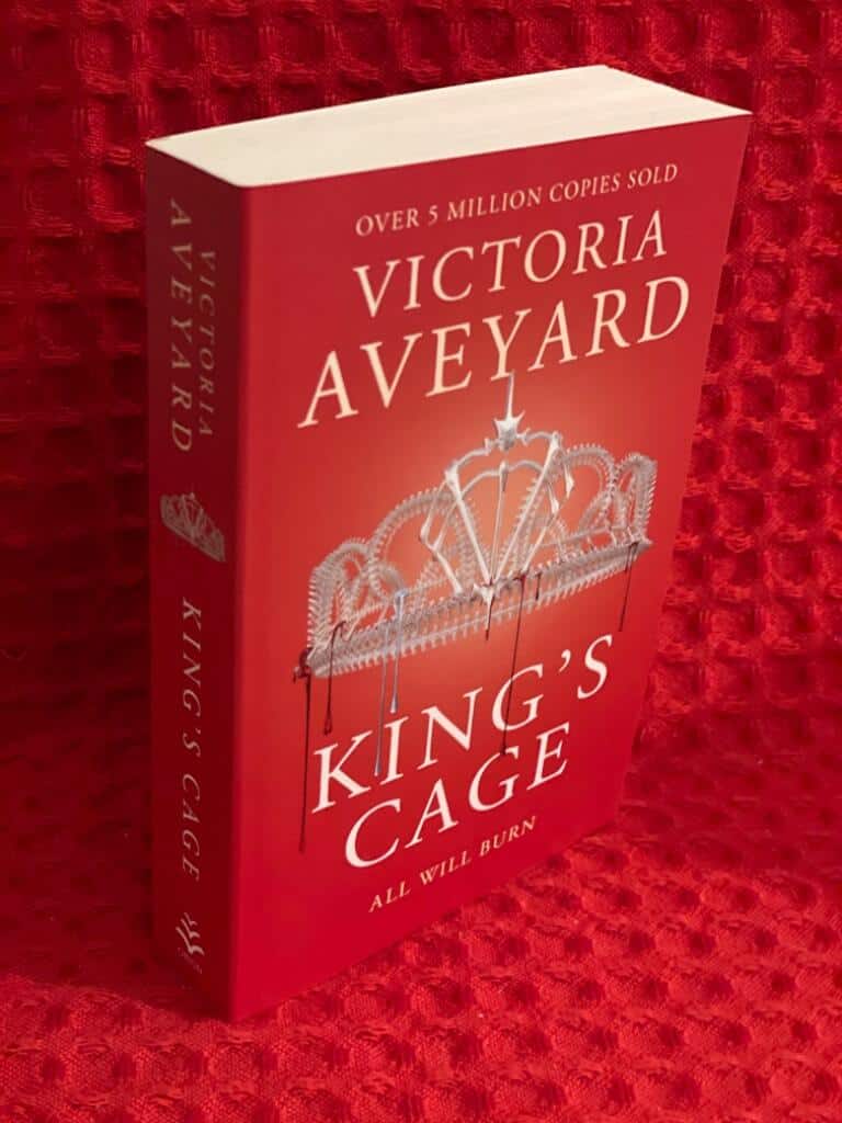 Victoria Aveyard : King's Cage