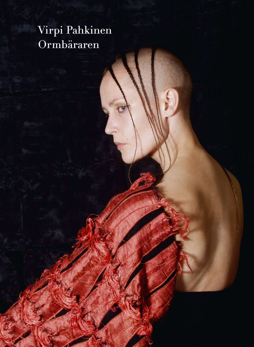 Virpi Pahkinen : Ormbäraren