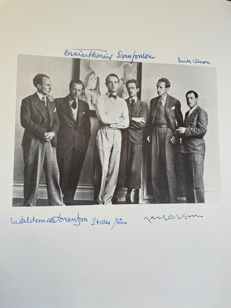Waldemar Lorentzon, Axel Olson, Erik Olson, Esaias Thorén, Sven Jonson ; Stellan Mörner : Le groupe de Halmstad 50 ans (Signed by all 6 artists). Textes par Pontus Hultén, Viveca Bosson, Hans Mörner, Lars Bergquist, Jean Hélion. Poèmes par Erik Lindegren.