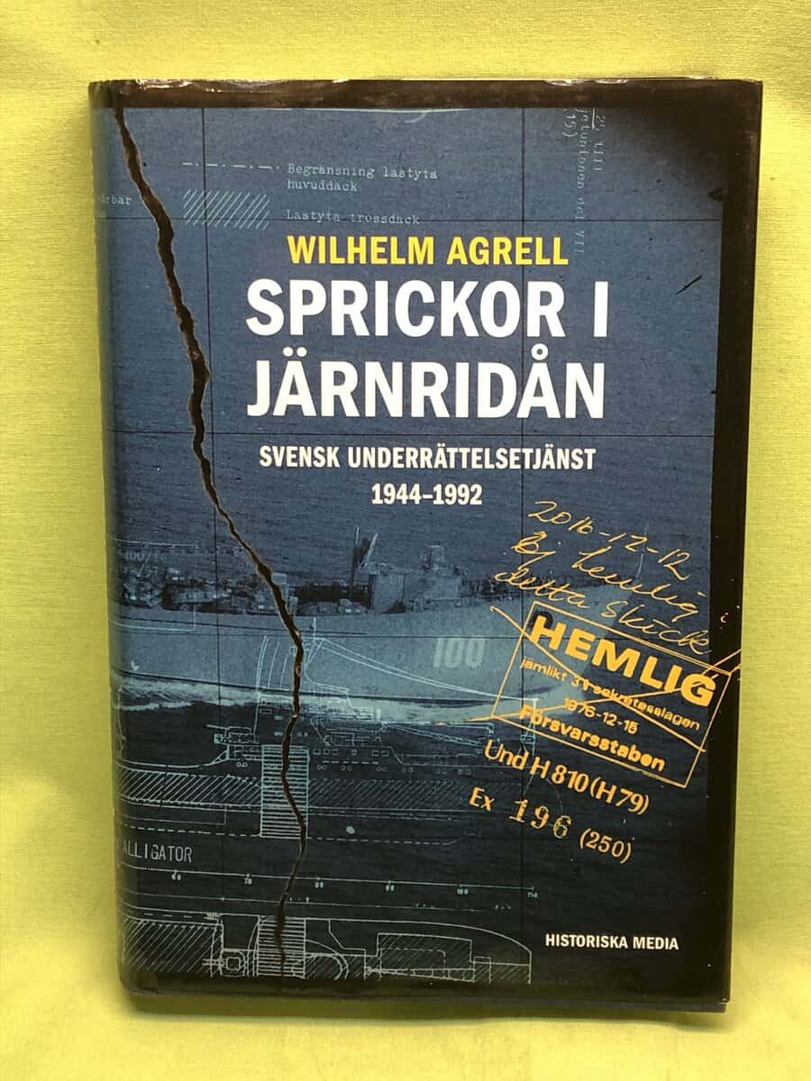 Wilhelm Agrell : Sprickor i järnridån