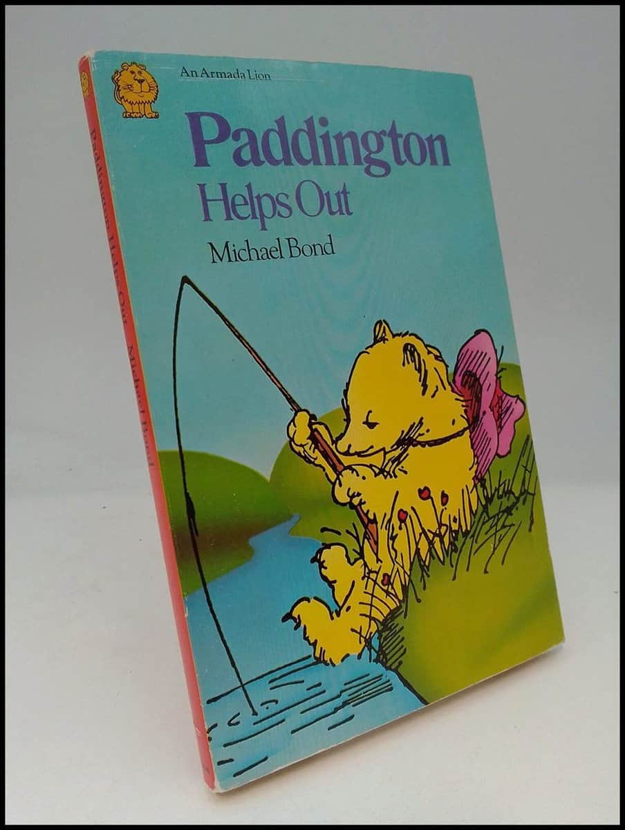 Michael Bond : Paddington helps out