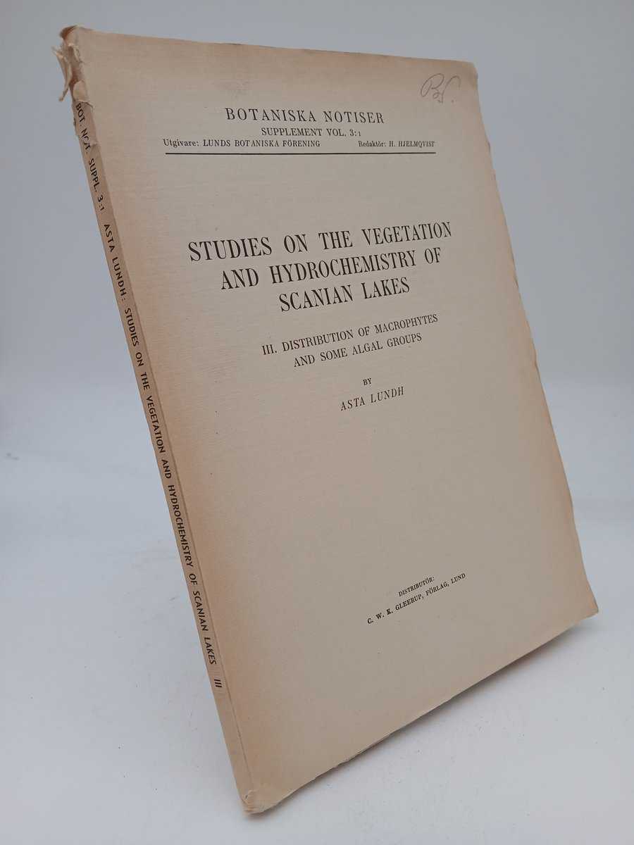 Asta Lundh : Studies on the vegetation and hydrochemistry of scanian lakes