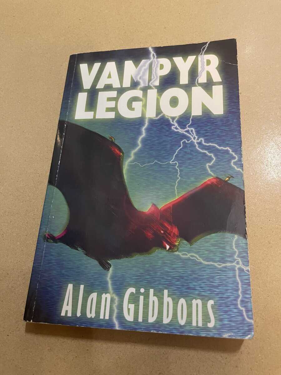 Alan Gibbons : Vampyr legion