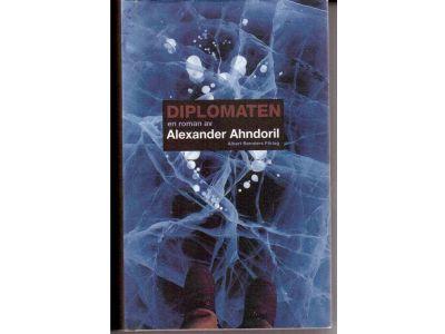 Alexander Ahndoril : Diplomaten