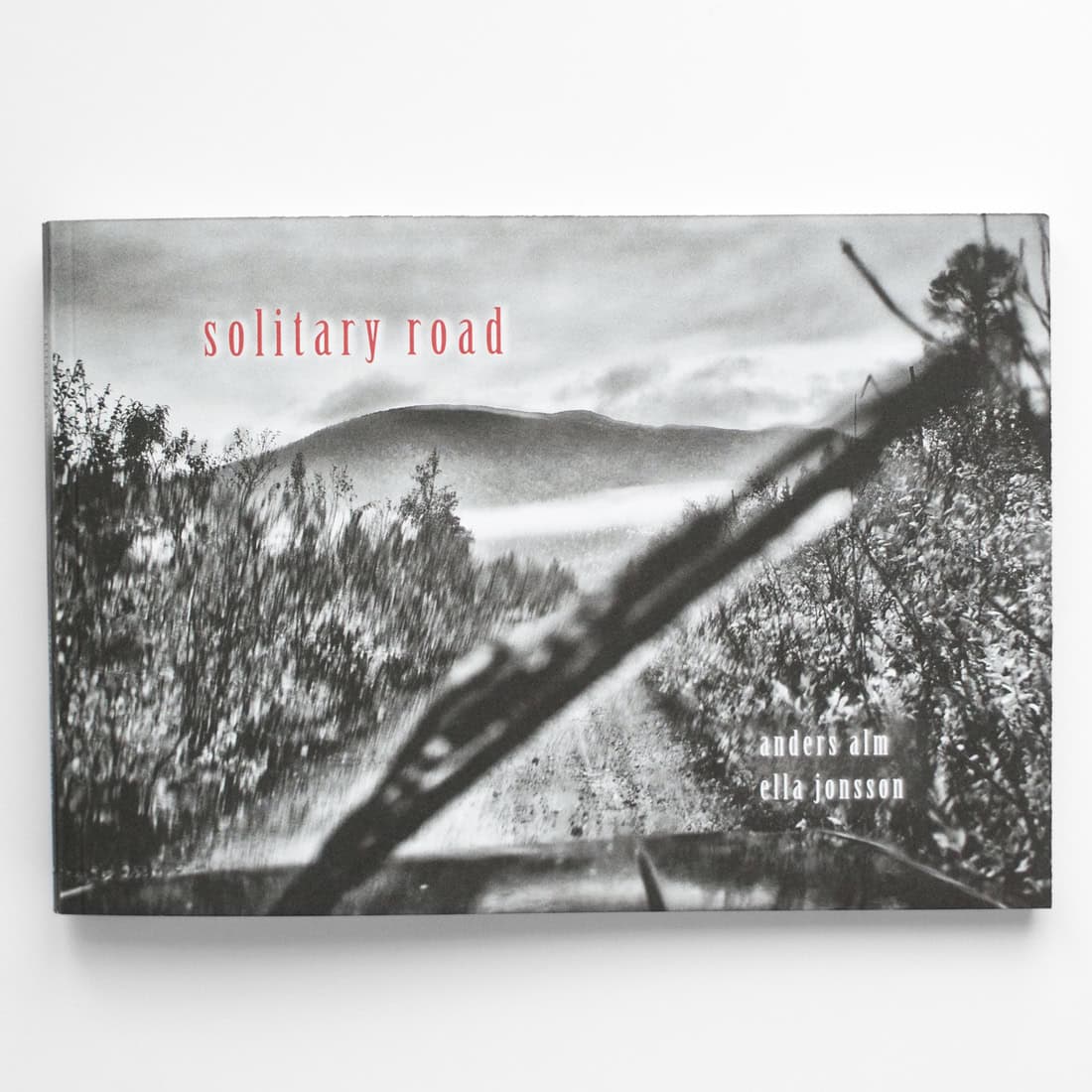 Alm, Anders ; Jonsson, Ella : Solitary Road