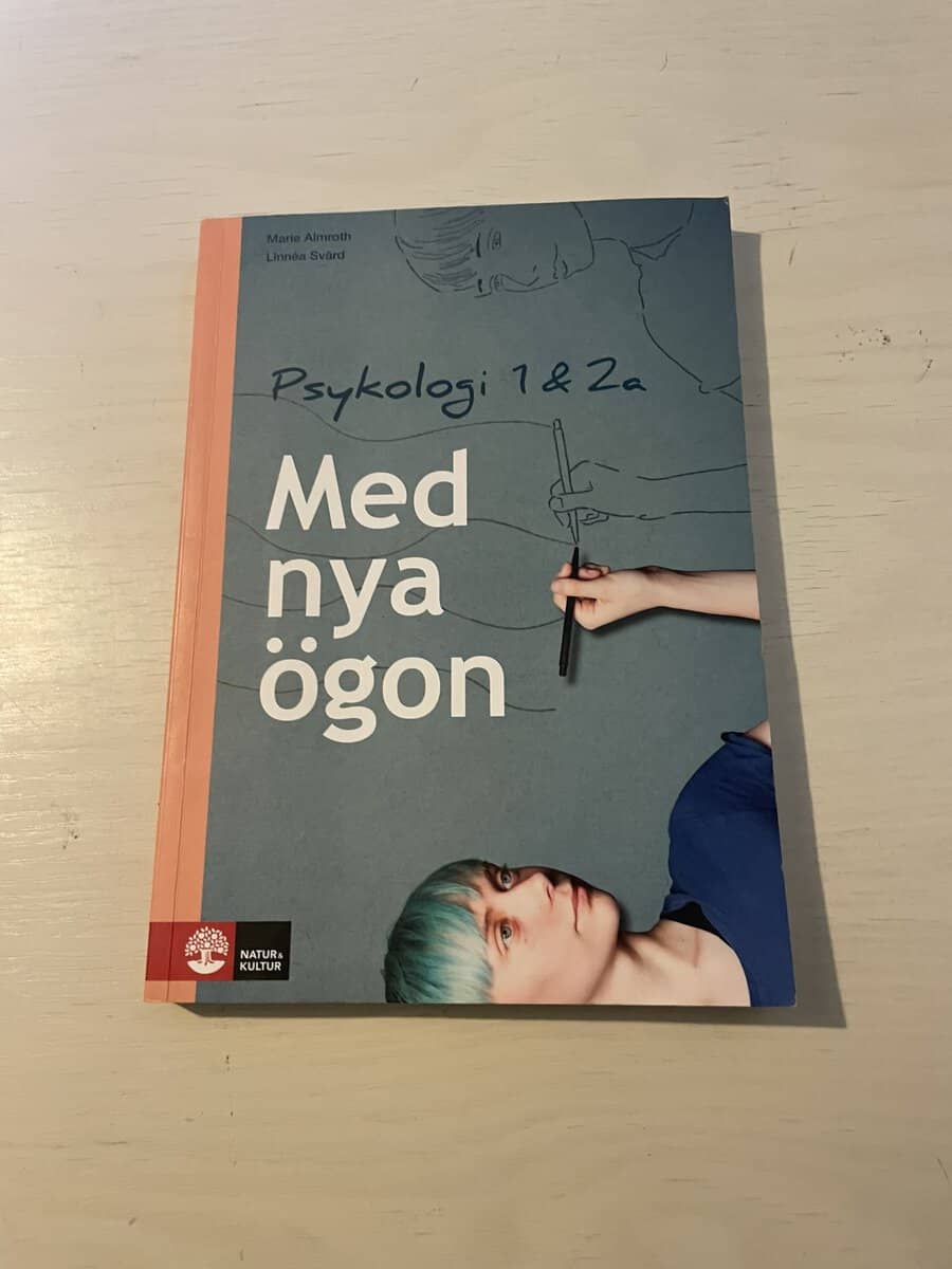 Almroth, Marie, Svärd, Linnéa : Med nya ögon