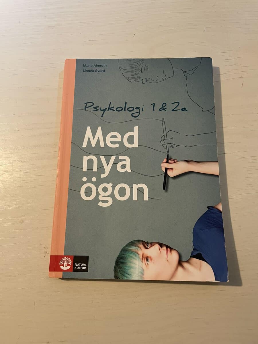Almroth, Marie, Svärd, Linnéa : Med nya ögon
