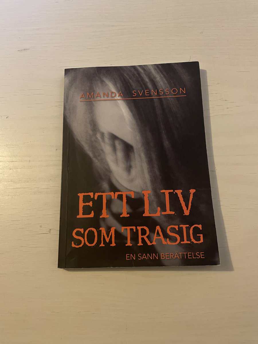 Amanda Svensson : Ett liv som trasig