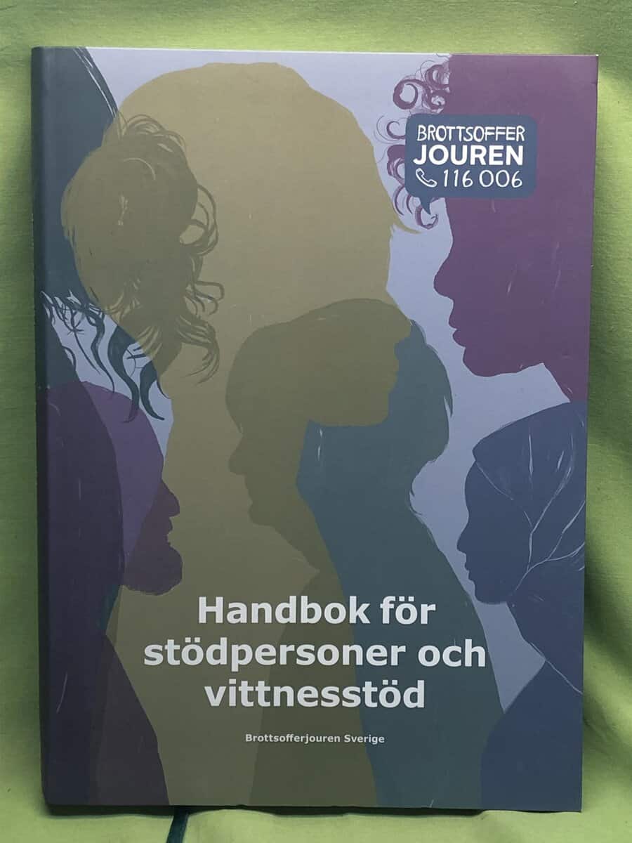 Anders Nylén : Handbok för stödpersoner och vittnessstöd