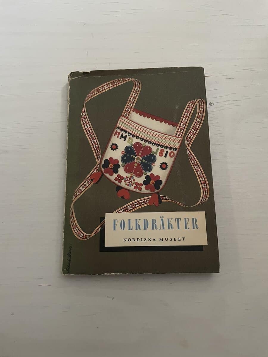 Anna-Maja Nylén : Folkdräkter