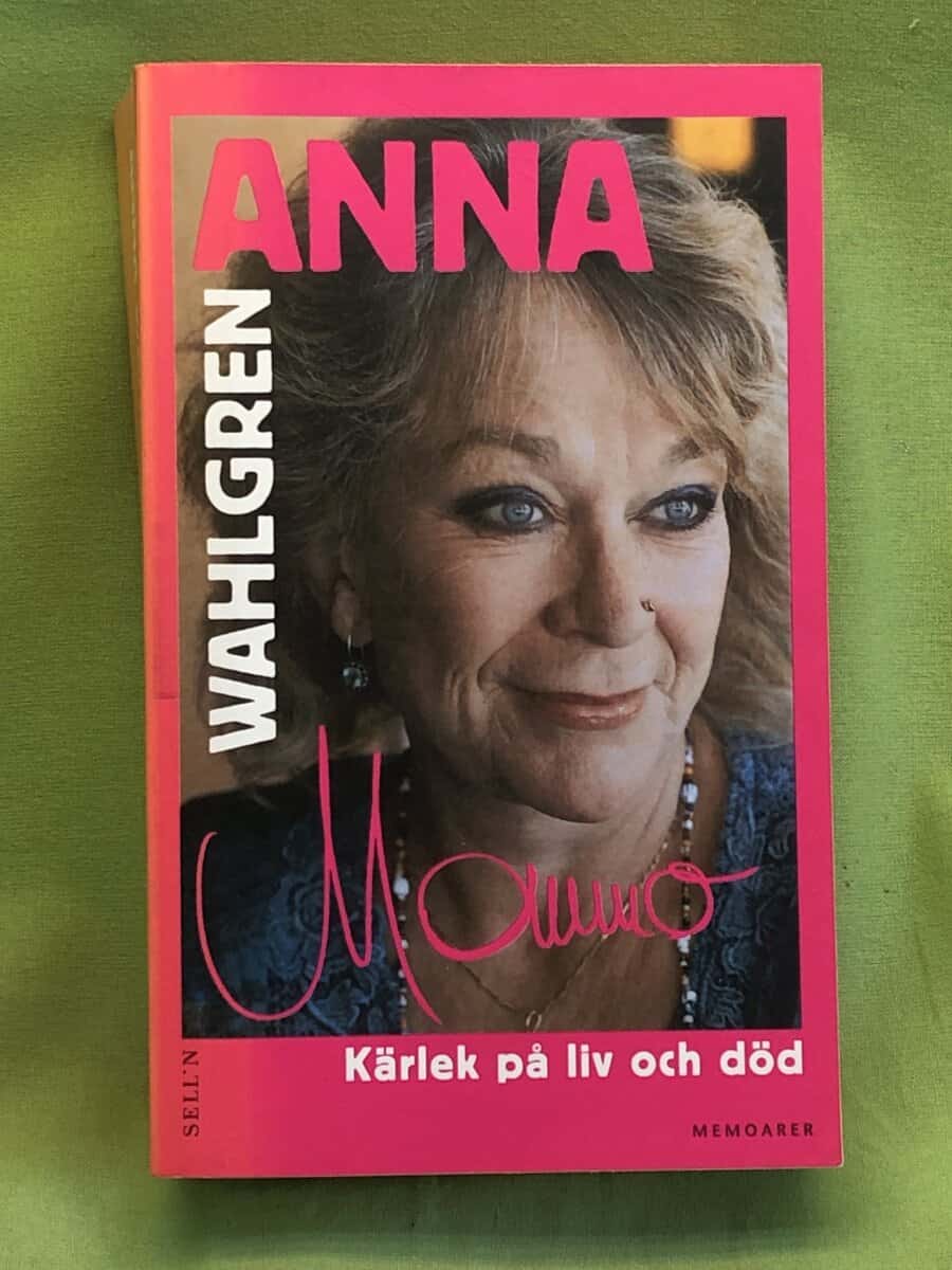 Anna Wahlgren : Mommo