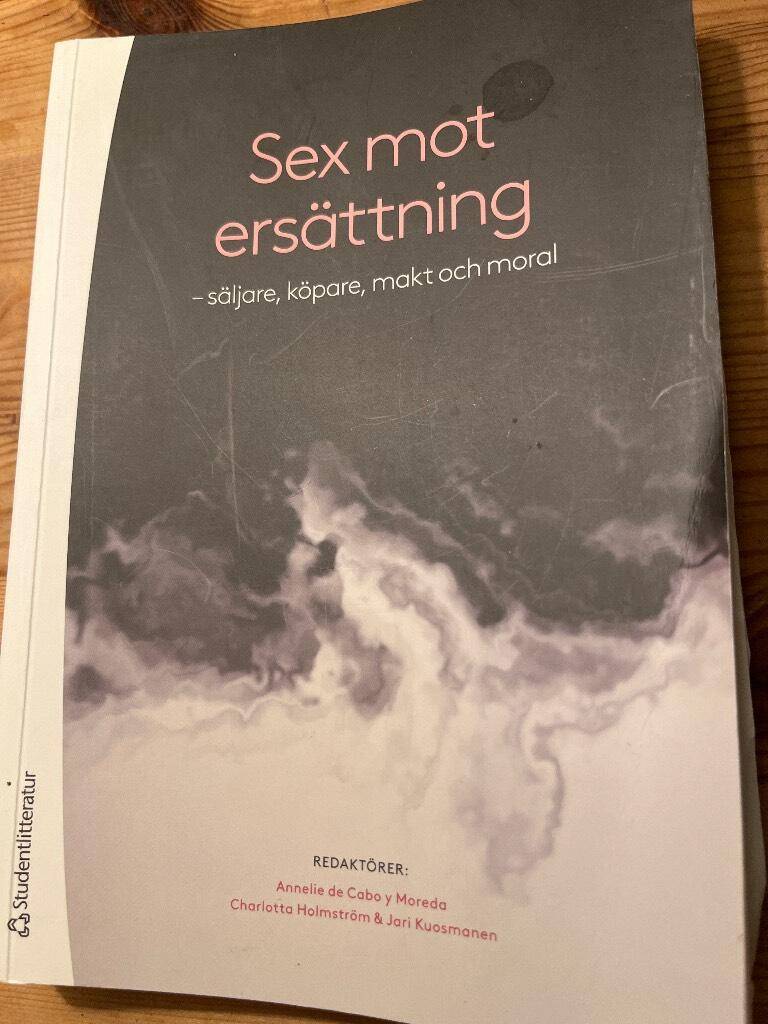 Annelie de Cabo : Sex mot ersättning