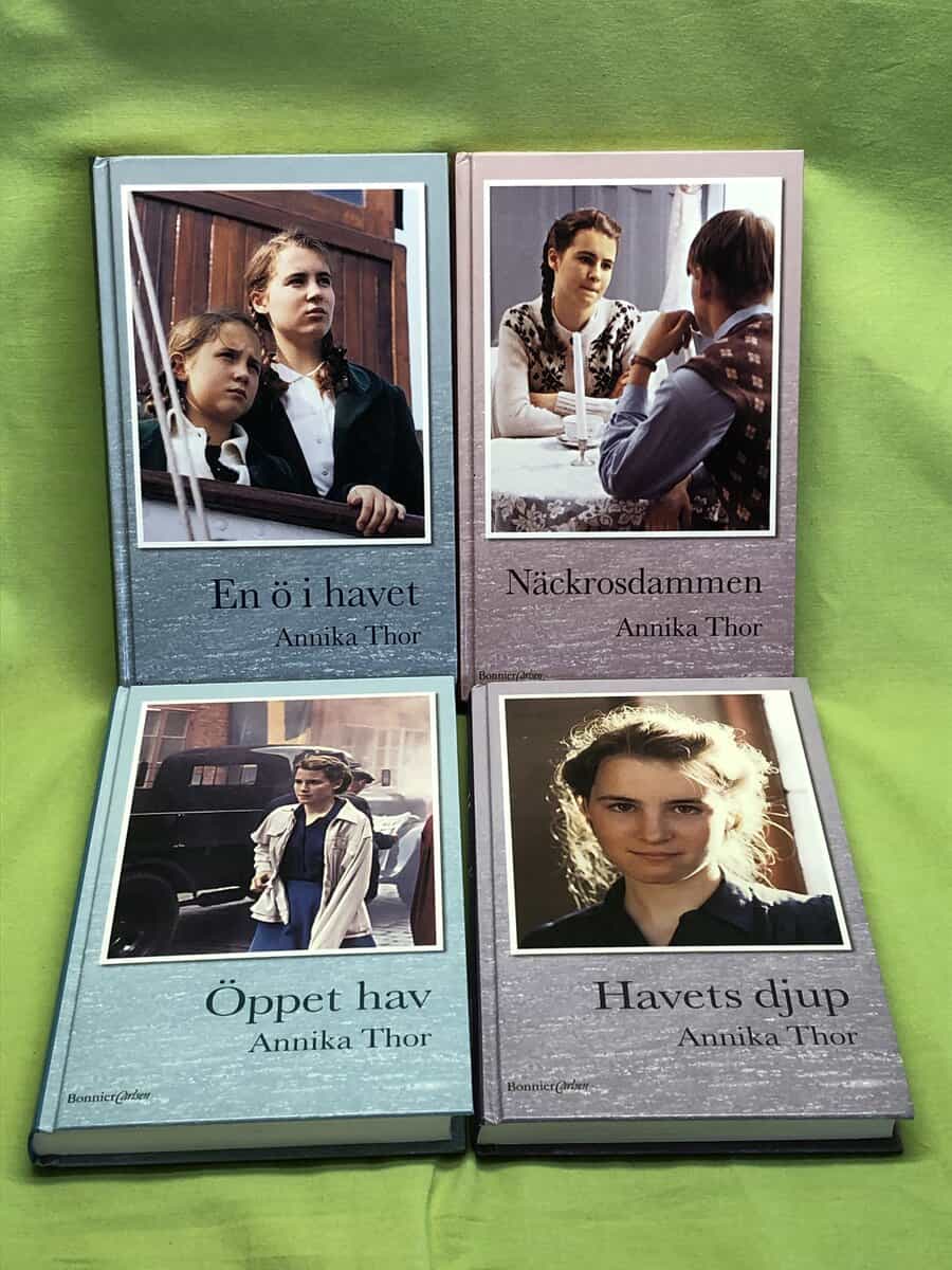 Annika Thor : En ö i havet (4 böcker komplett) . En ö i havet - Näckrosdammen - Havets djup - Öppet hav