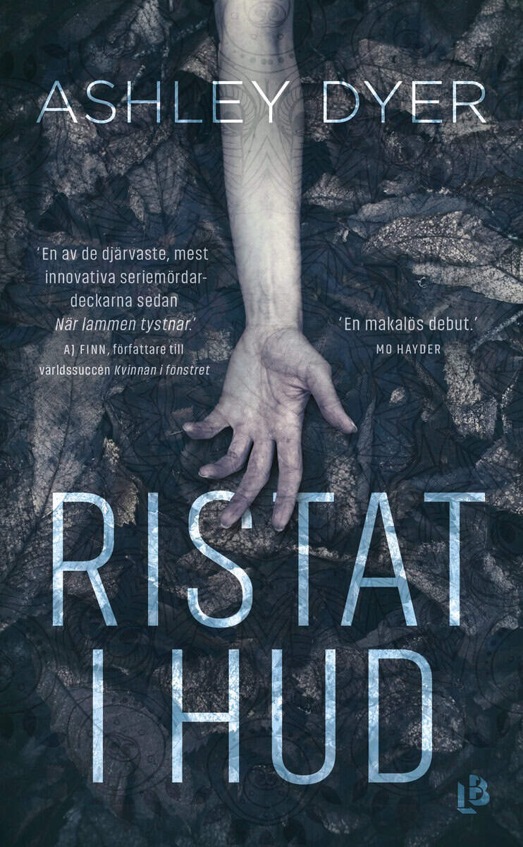 Ashley Dyer : Ristat i hud