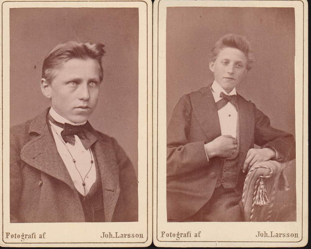 [Ateljéfotografi ; Kabinettfotografi ; 2 st] : Johan Larsson (1848-?) Hudiksvall (fotograf)
