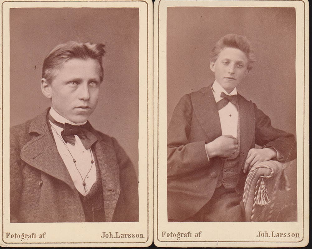 [Ateljéfotografi ; Kabinettfotografi ; 2 st] : Johan Larsson (1848-?) Hudiksvall (fotograf)
