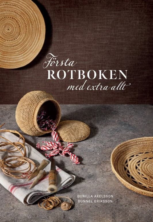 Axelsson, Gunilla ; Eriksson, Gunnel : Första rotboken med extra allt