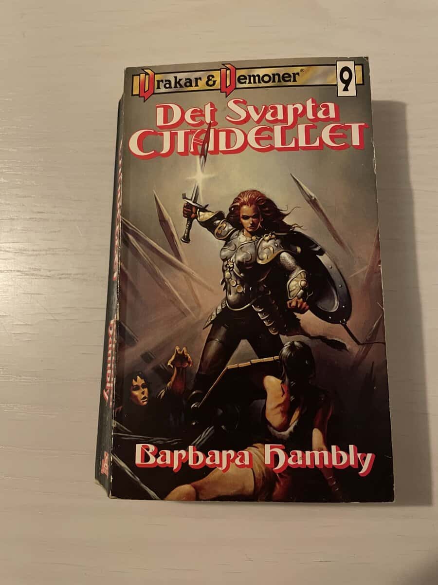 Barbara Hambly : Drakar & demoner 9 - Det svarta citadellet