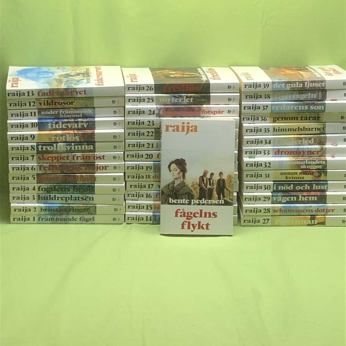 Bente Pedersen : Raija 1-40 (Hela serien)