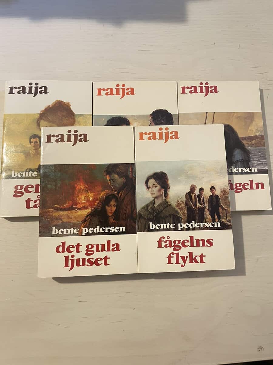 Bente Pedersen : Raija 36-40 - Genom tårar - Redarens son - Flyttfågeln - Det gula ljuset - Fågelns flykt
