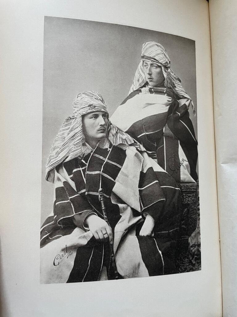 Bernadotte, Oscar ; Bernadotte, Carl ; Bernadotte, Eugen m.fl. : Våra minnen [från en resa i Orienten 1885 af Oscar Bernadotte, Carl, Eugen m.fl.]