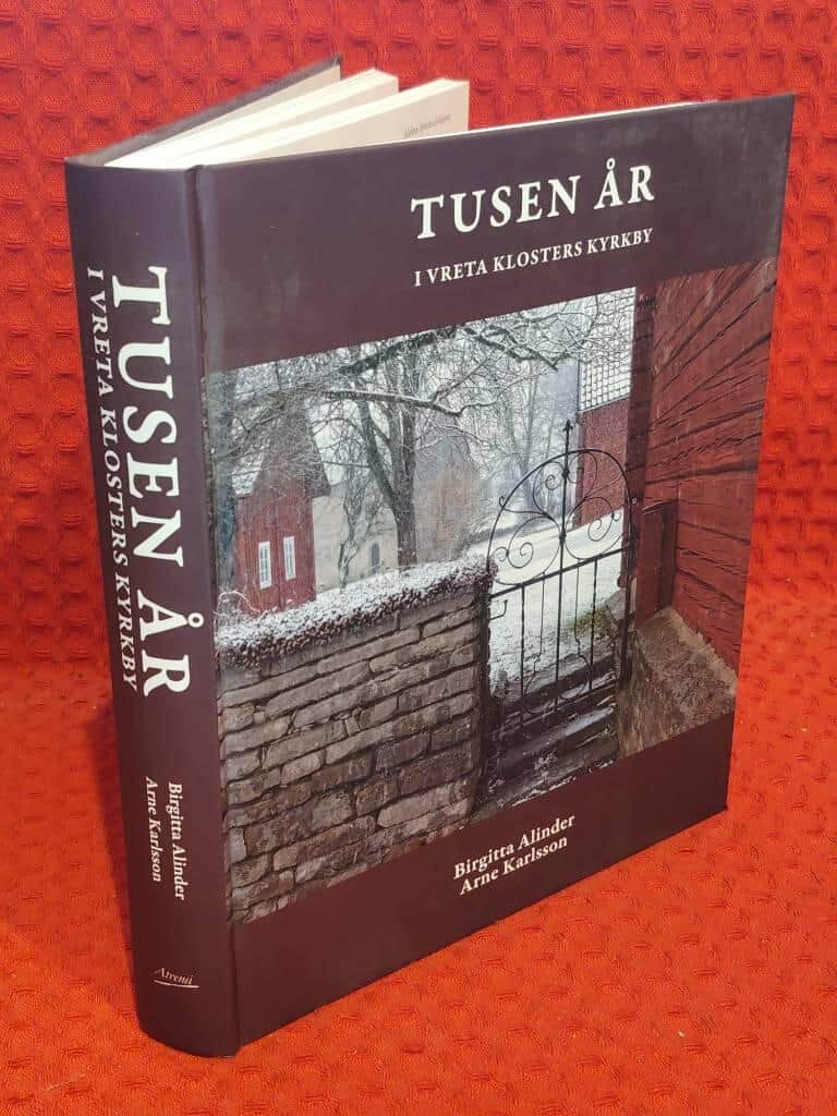 Birgitta Alinder : Tusen år i Vreta klosters kyrkby