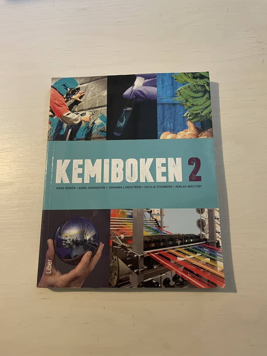 Borén, Hans, Johansson, Anna, Lundström, Johanna, Stenberg, Cecilia, Wästeby, Niklas : Kemiboken 2