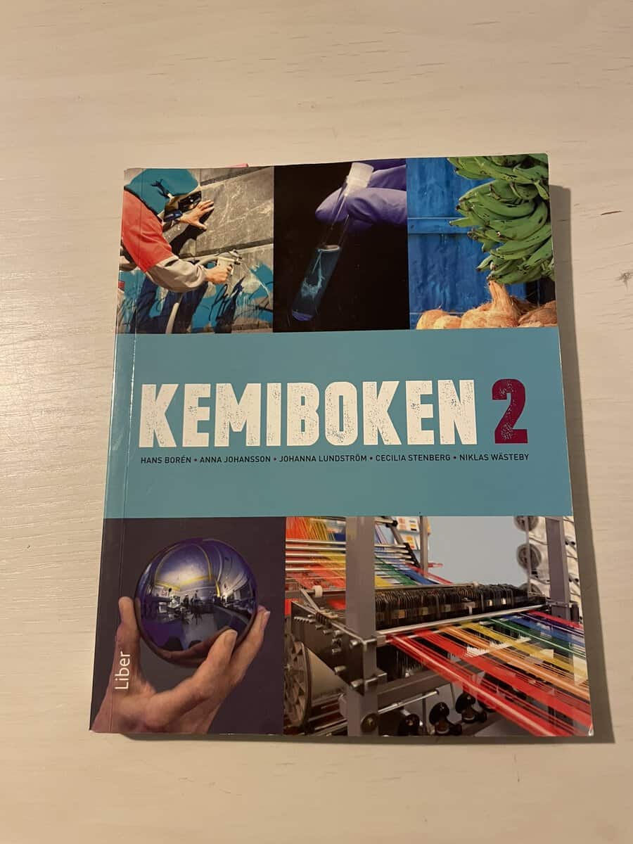 Borén, Hans, Johansson, Anna, Lundström, Johanna, Stenberg, Cecilia, Wästeby, Niklas : Kemiboken 2