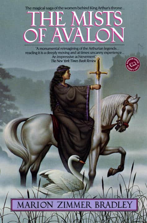 Bradley Marion Zimmer : Mists Of Avalon (Q)