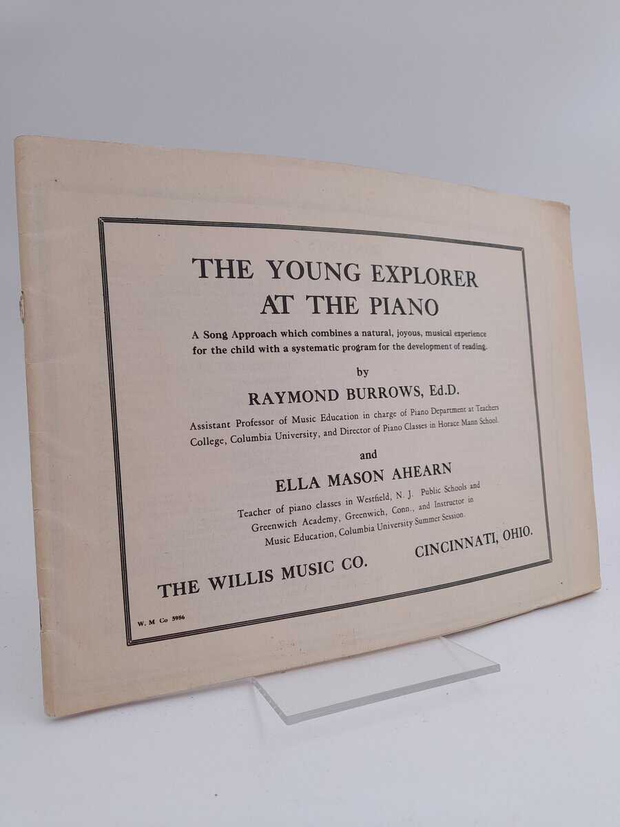 Burrows, Raymond ; Ahearn, Ella Mason : The young explorer at the piano