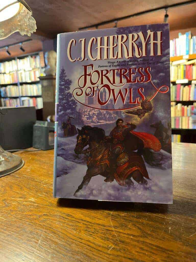 C. J. Cherryh : Fortress of Owls