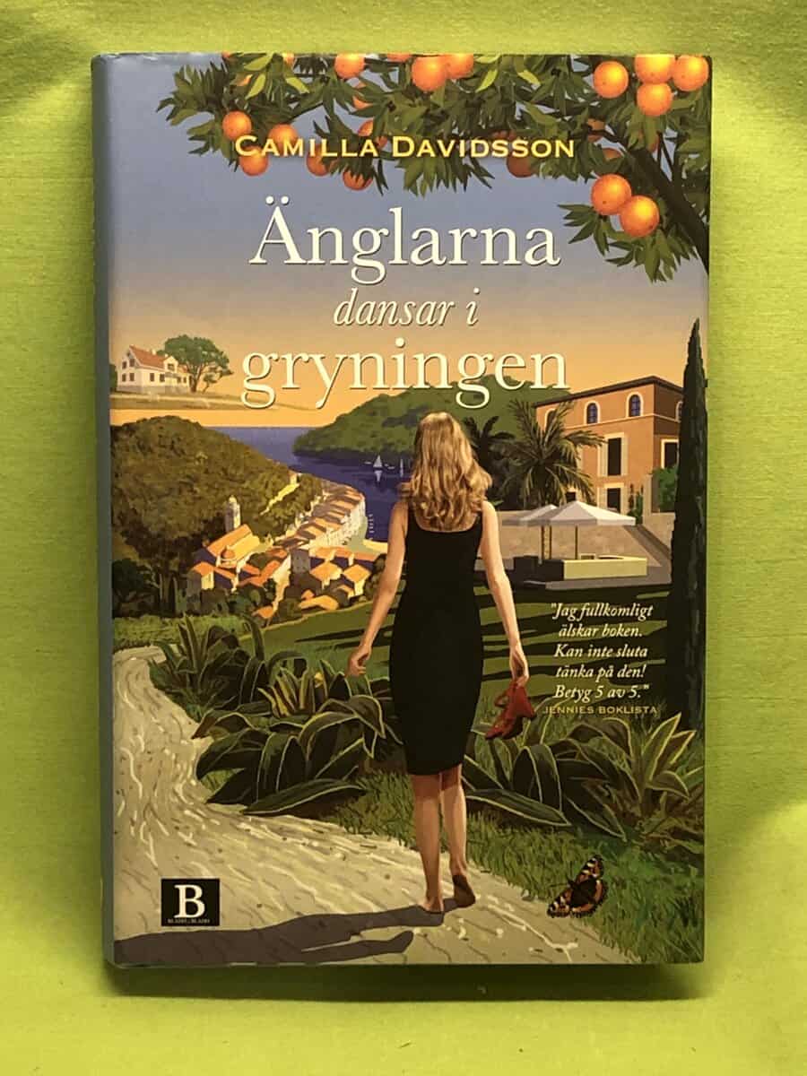 Camilla Davidsson : Änglarna dansar i gryningen