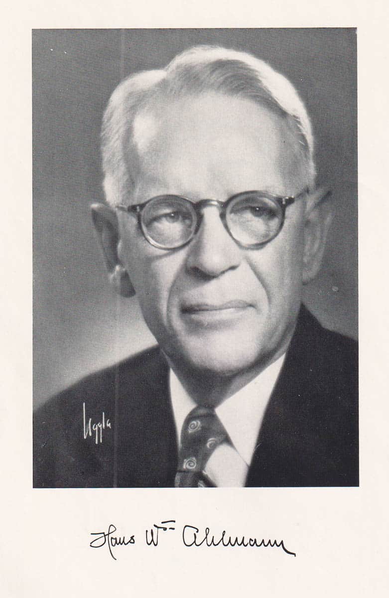 Carl M:son Mannerfelt : Glaciers and climate