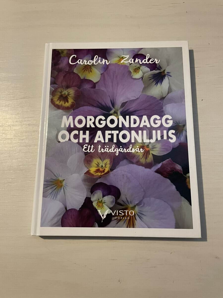 Carolin Zander : Morgondagg och aftonljus