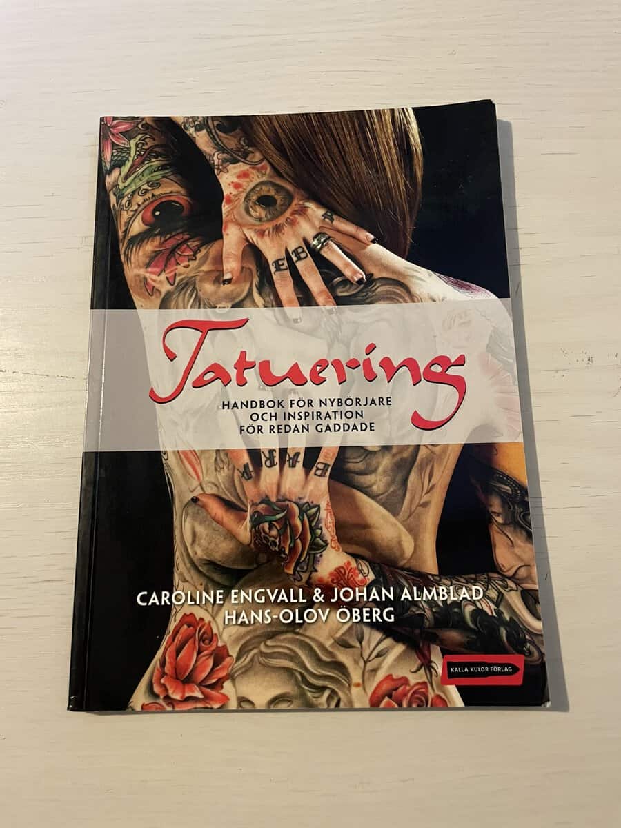 Caroline Engvall : Tatuering