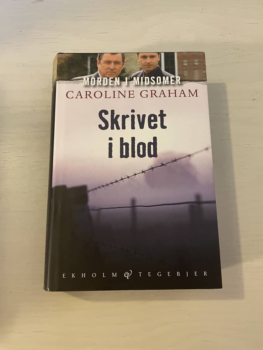 Caroline Graham : Morden i Midsomer - Skrivet i blod