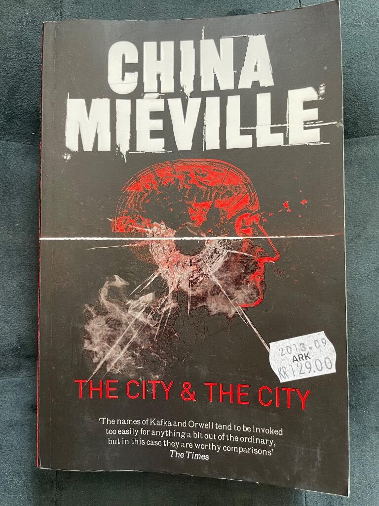 China Miéville : The City & the City