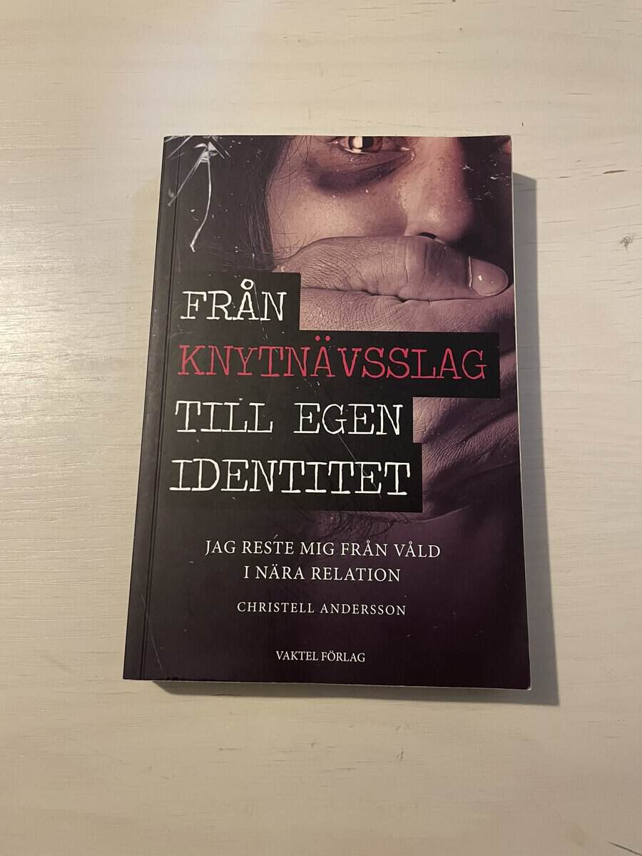 Christell Andersson : Från knytnävsslag till egen identitet