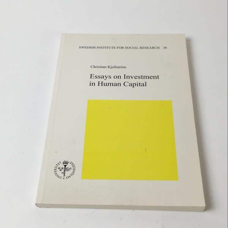 Christian Kjellström : Essays on Investment in Human Capital