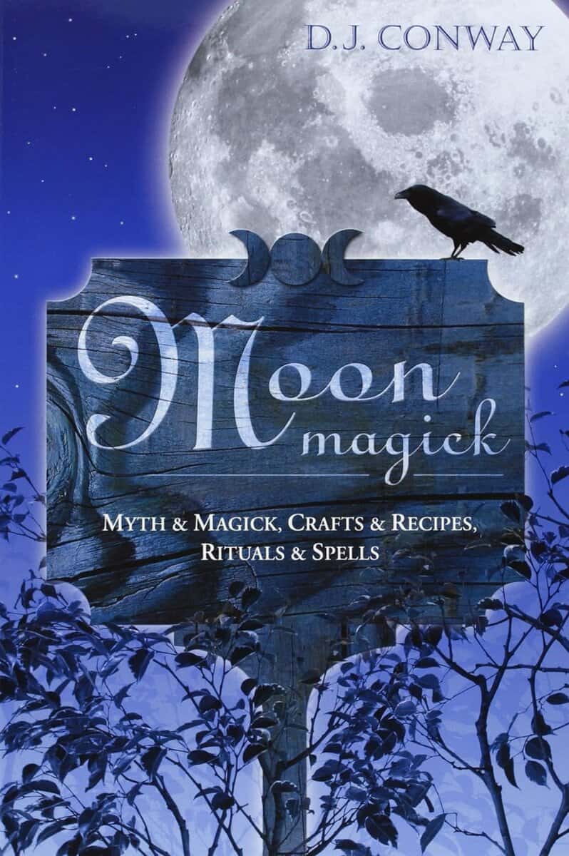 D. J. Conway : Moon Magick