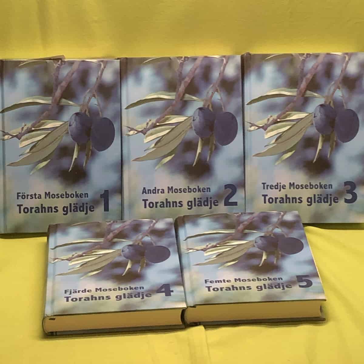 D. Thomas Lancaster : Femte Moseboken