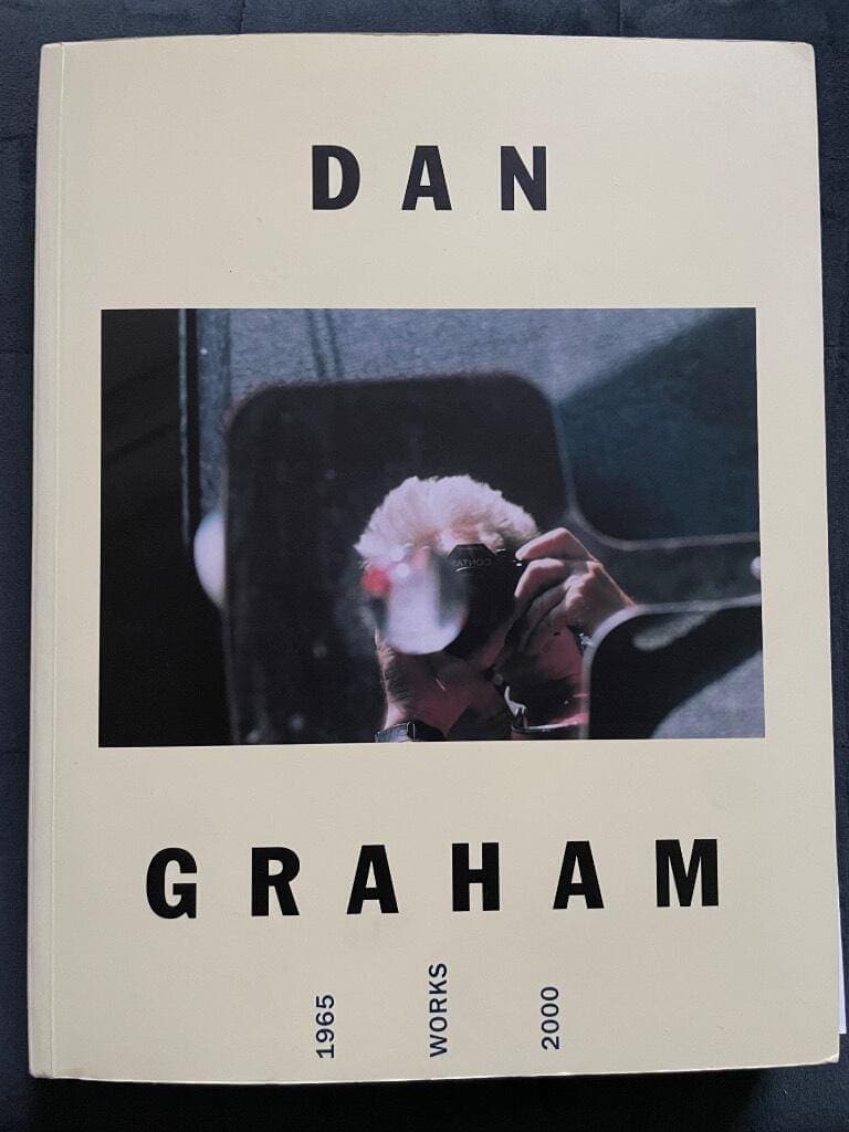 Dan Graham : Dan Graham