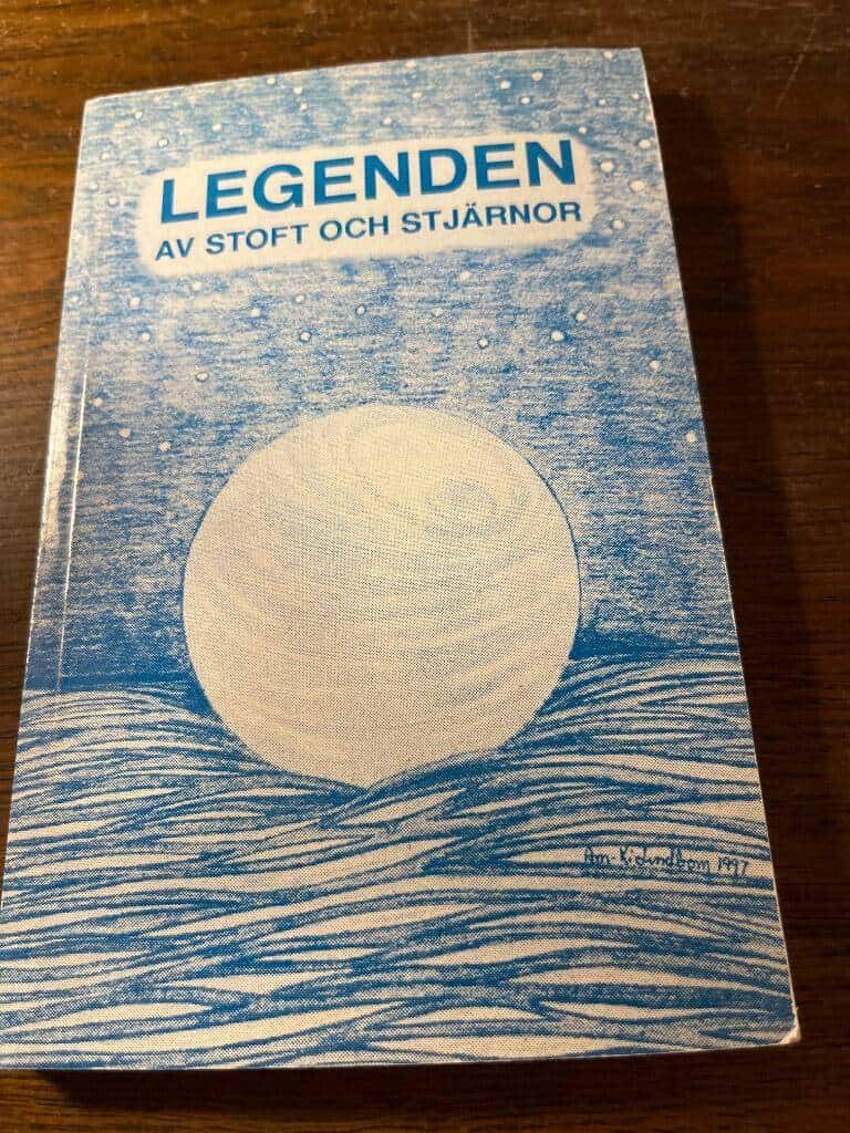 Dénis Lindbohm : Legenden av stoft och stjärnor