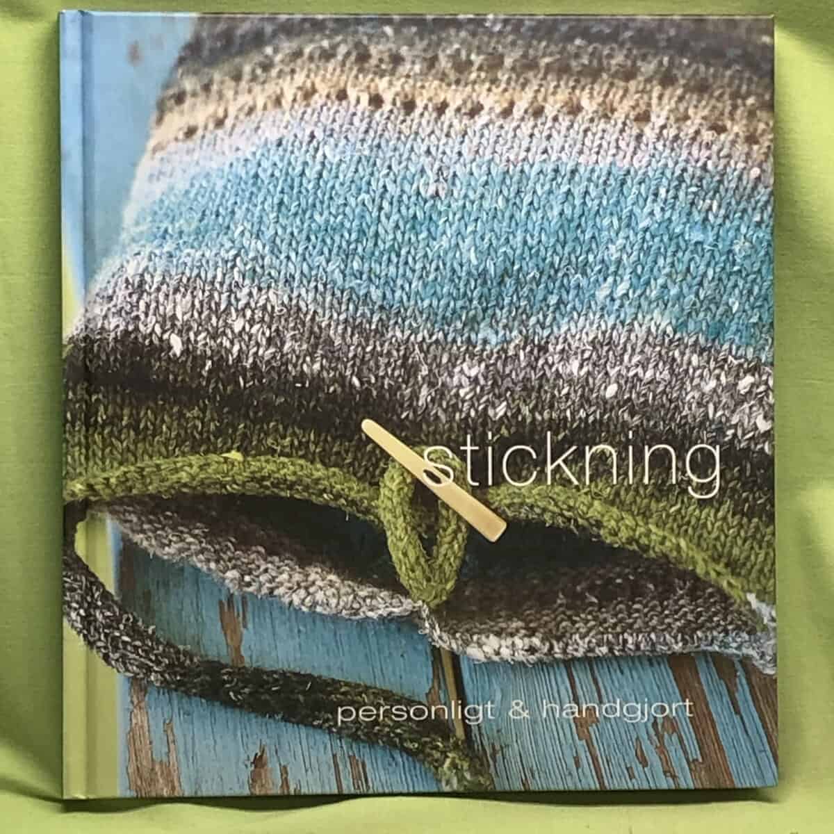 Diana Crossing ; Amanda Ducker ; Sarah Durrant ; Janine Flew ; Liz Gemmell ; Amanda McKittrick ; Stephanie J. Milne ; Jane Slicer-Smith ; Nancy Tyack ; Nicola Wilkins : Sticka mönster