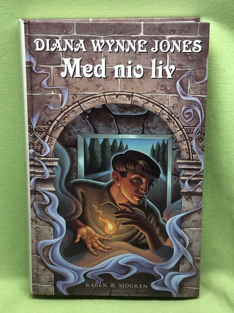 Diana Wynne Jones : Med nio liv