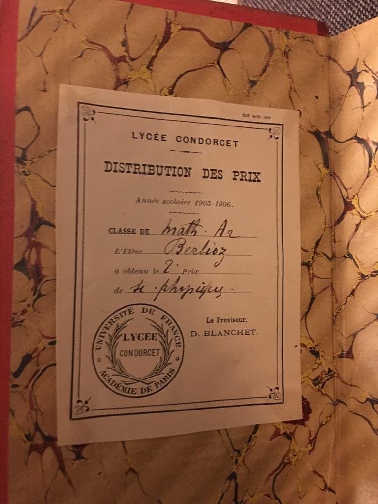 E. Fourrey : Récréations arithmétiques