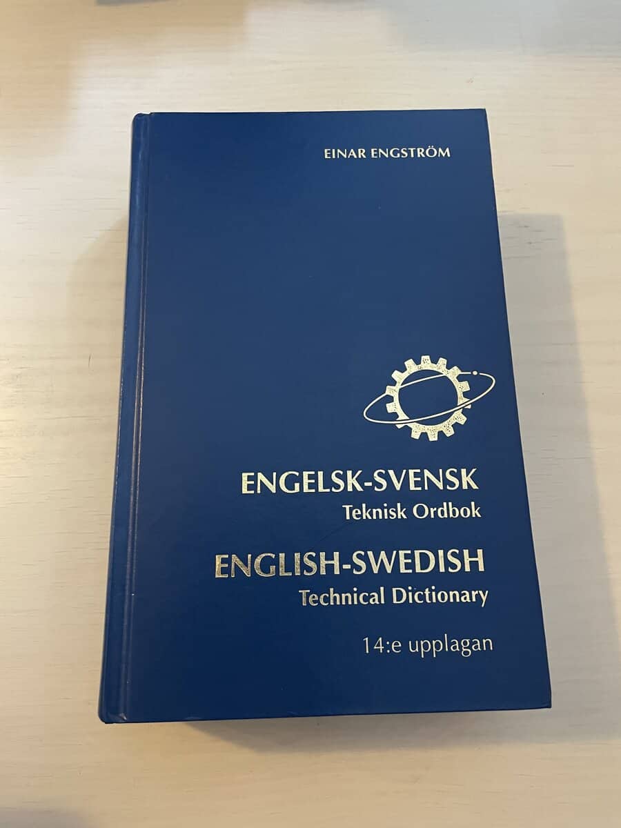 Einar Engström : Engelsk-svensk teknisk ordbok = English-Swedish technical dictionary