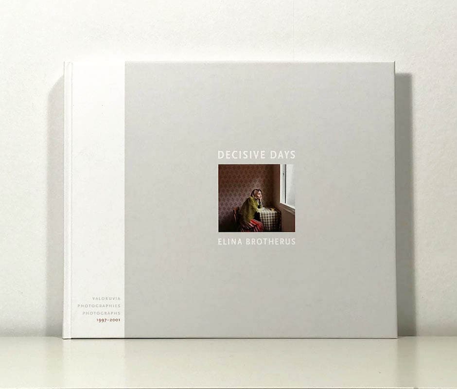 DECISIVE DAYS Elina Brotherus　写真集　フィンランド Elina Brotherus / Decisive Days Valokuvia = Photographies = Signed
