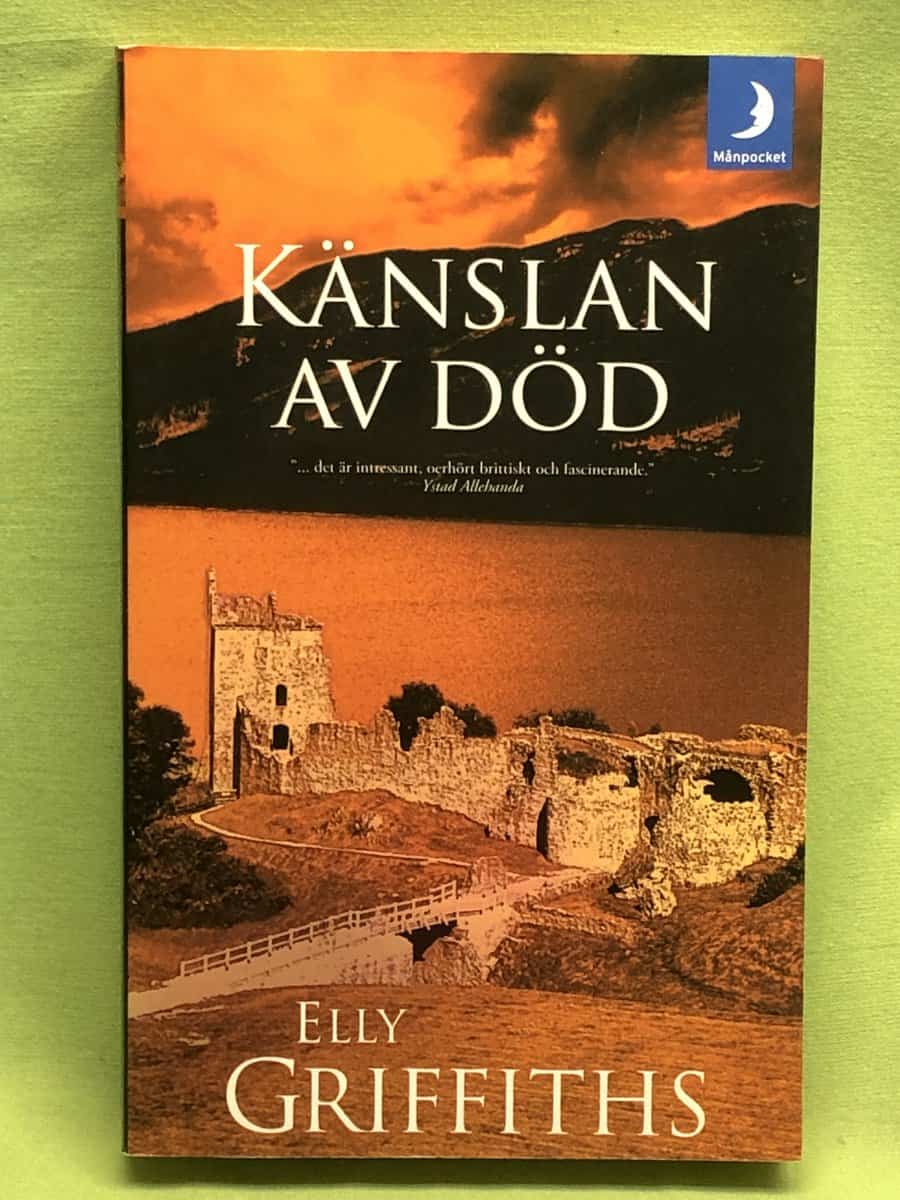 Elly Griffiths : Känslan av död