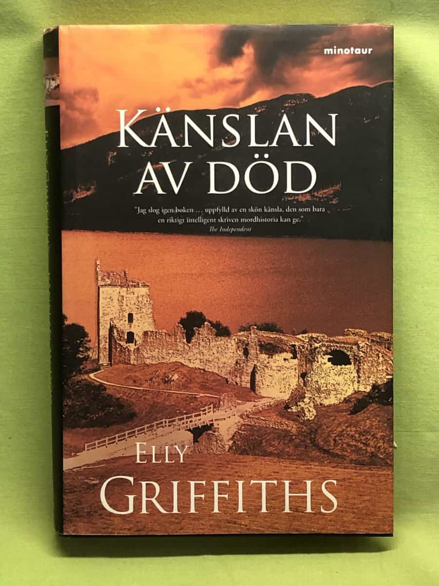 Elly Griffiths : Känslan av död